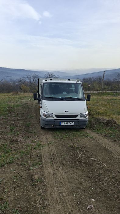 Vând Ford tranzit