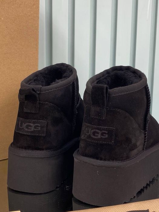 UGG Ultra Mini Platform