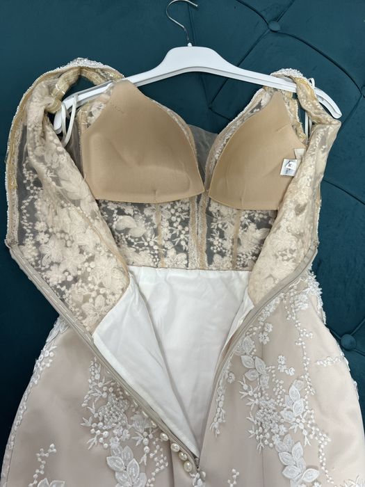 Rochie de mireasa tip sirena, marimea S