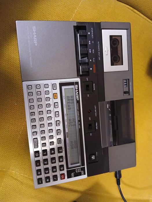 Computer vintage Sharp