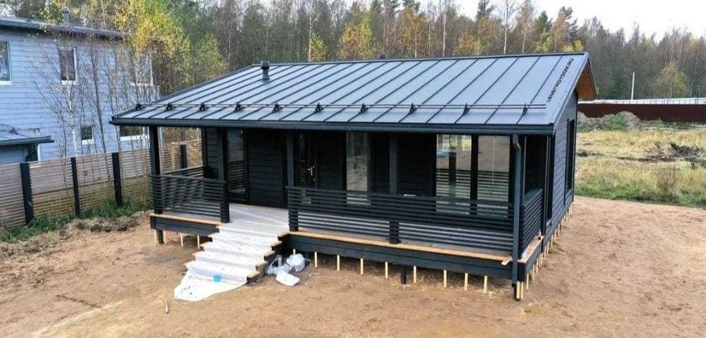 Case moderne pe structura metalica, cabane tip A, containere modulare