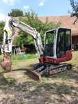 Miniexcavator Takeuchi TB230 2875kg