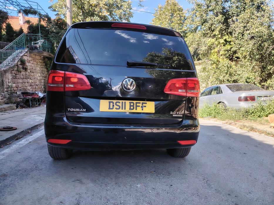 На Части Фолксваген Туаран 2.0д комарел 140к