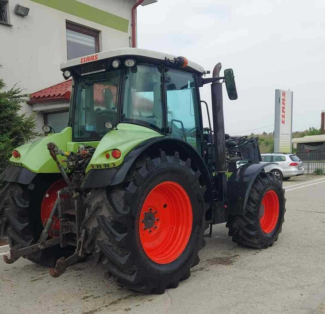 Tractor CLAAS Arion 640 CEBIS