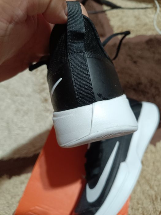 Adidași nike vapor