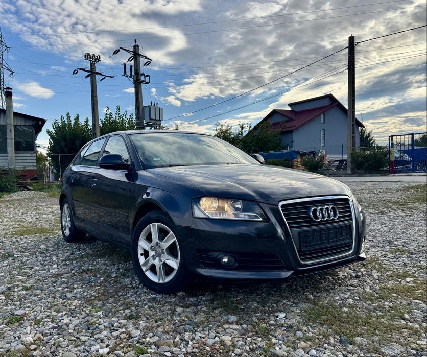 Audi A3 in 4 usi - 2009 ‘facelift’ 1.6 MPI benzina clasic, climatronic