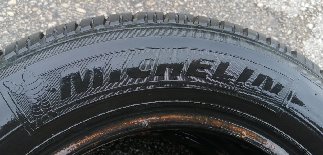 Гуми 165 70 13 Мишелин Michelin 2 броя. Нов внос. Не са нови. Гаранция
