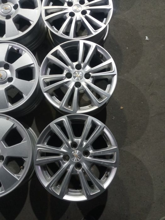 Cobalt Gm orginal diska sotiladi R15