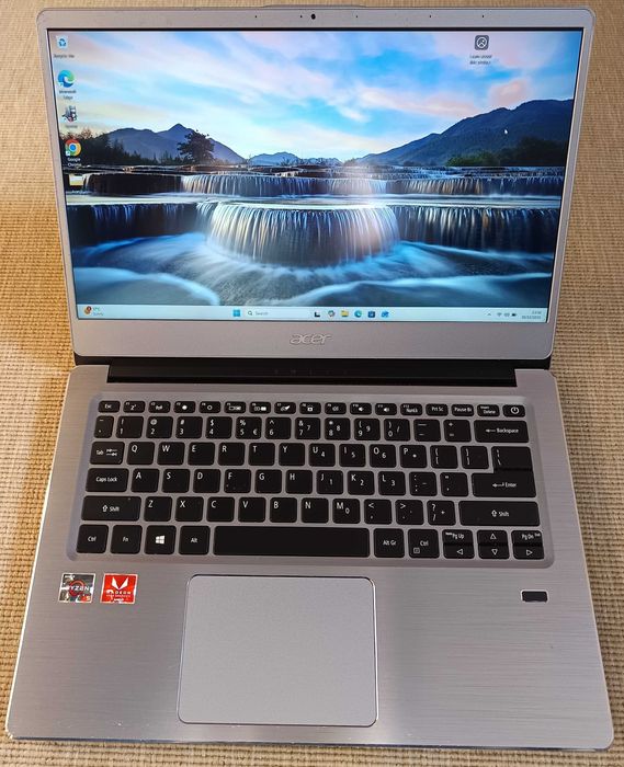 Laptop Acer Swift Ryzen 5 3500u Video Vega8 2G 12GB DDR4 512 SSD Slim