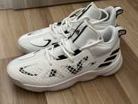 Adidas Bounce Boost/ noi/ orig/ 42/ basketball/ sneakers/ nike/ jordan