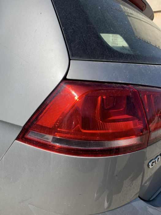 stop stanga aripa volkswagen golf 7 break 1.4 benzina 2015