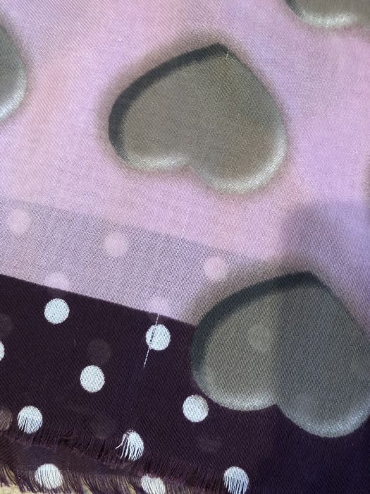 Дамски шал Guess