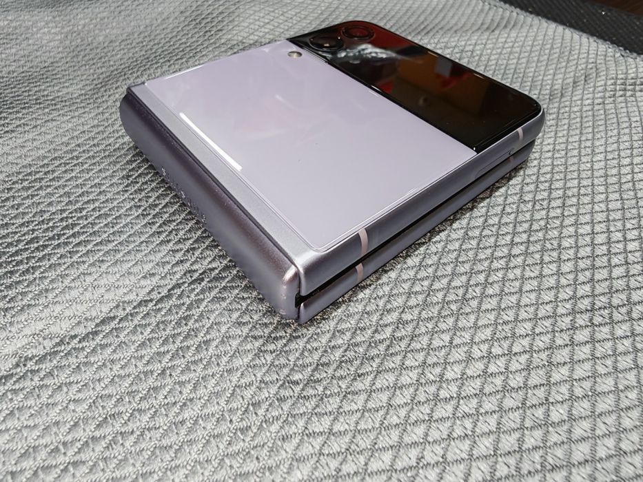 Samsung Galaxy Z Flip 3 256GB
