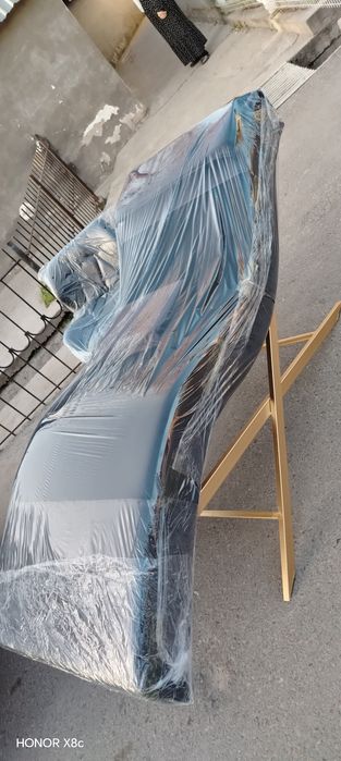 Kushetka etajerka stul