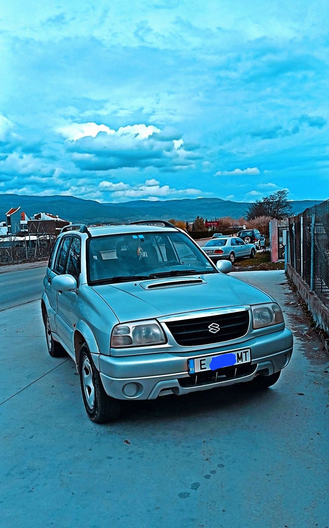Продавам Suzuki Grand Vitara 2.0 dizel