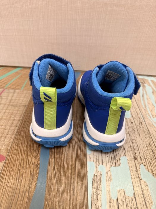 Апрески Adidas непровокаеми