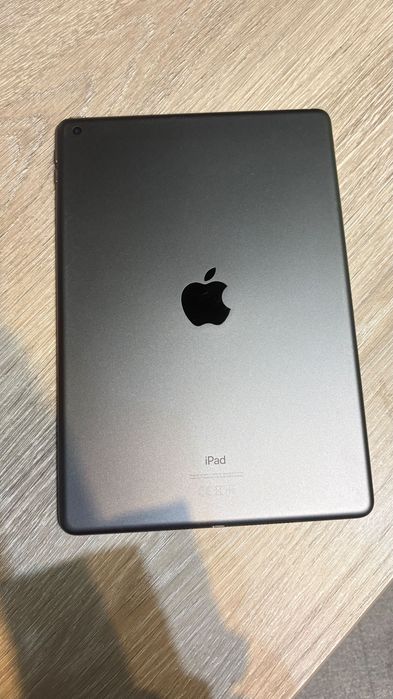 Ipad 8th black  128GB