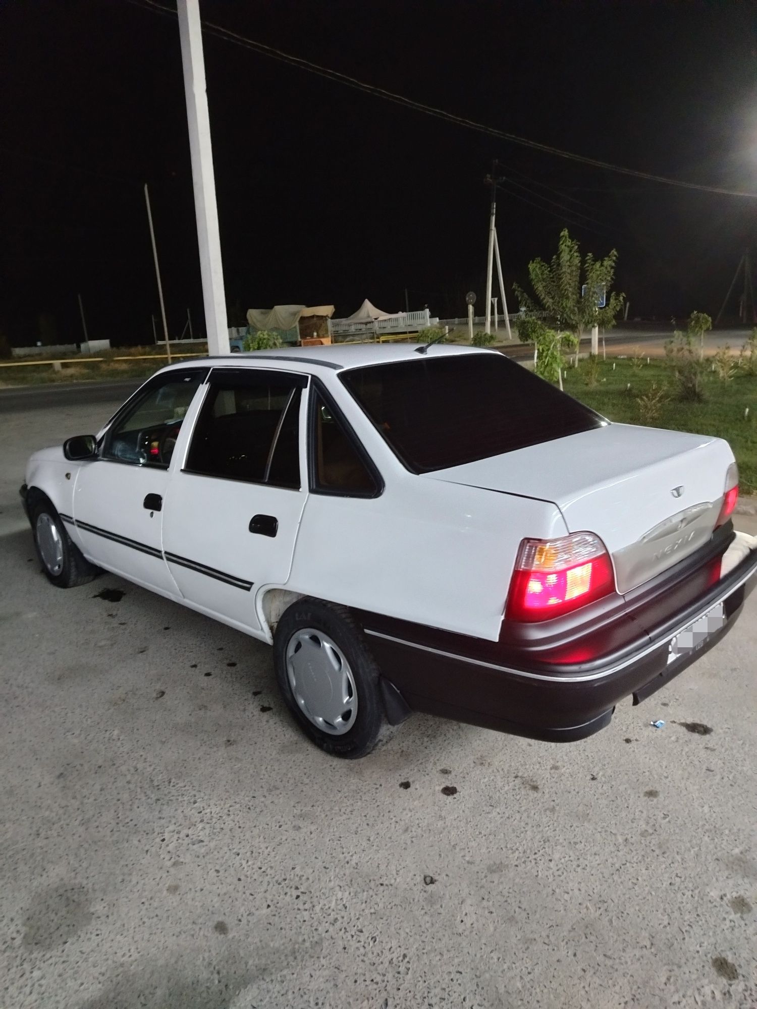Nexia1 sons rangi oq 2008 xarajati yoq narxi 35mln kelishiladi