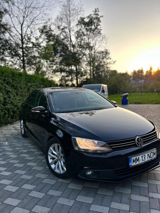 Vând VW Jetta an 2012