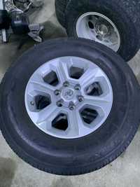 Продам диски с резиной 265/70 R17