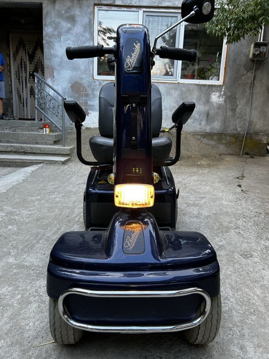 Carut / carucior / scuter electric pentru persoane cu dizabilitati