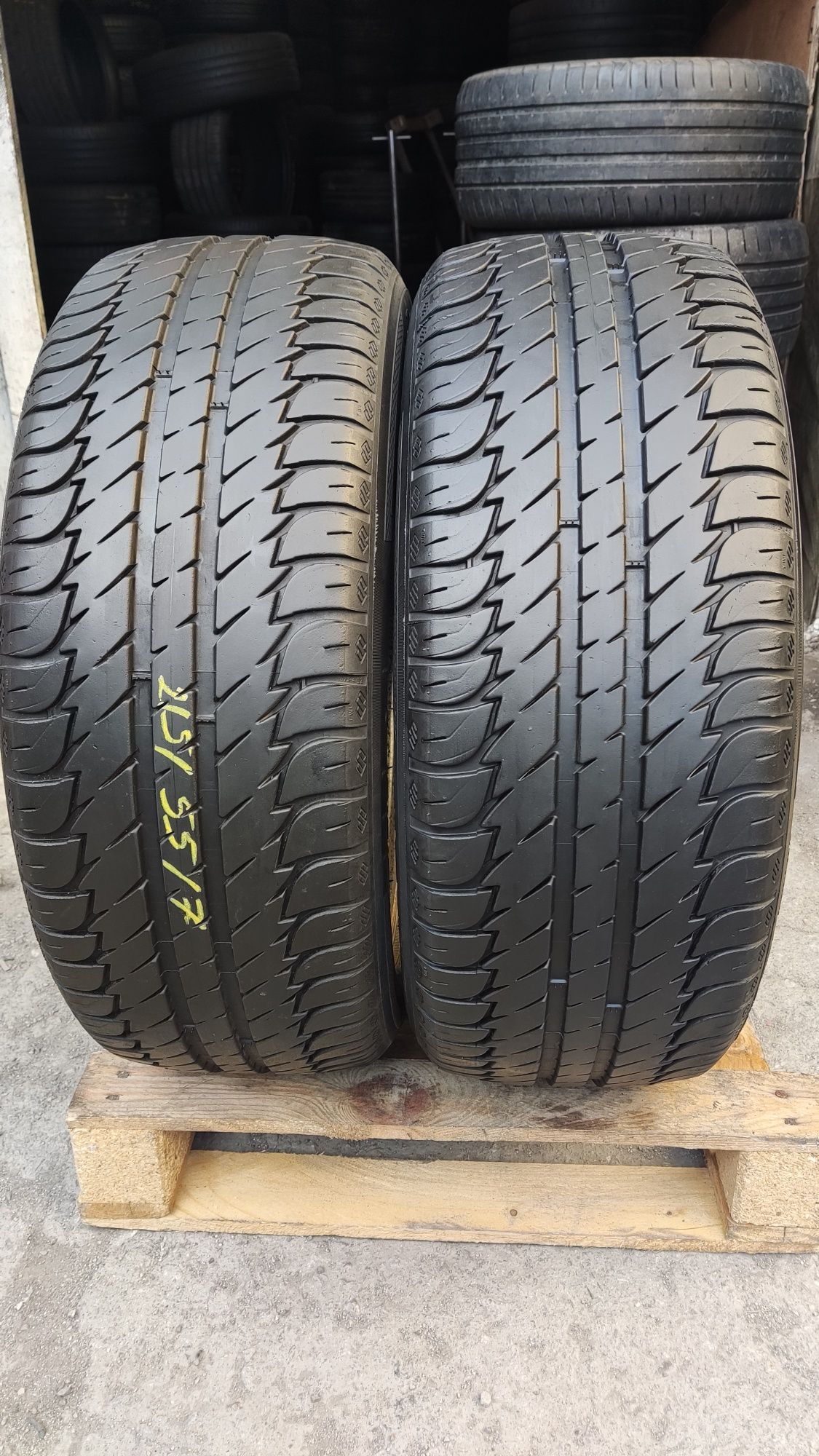 2бр летни гуми 215/55/17 Kleber Dynaxrer HP 3, дот21