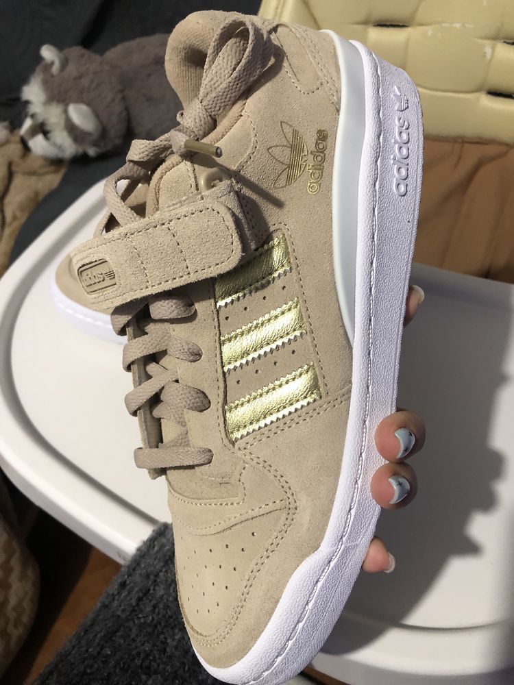 Adidasi Adidas dama piele naturala