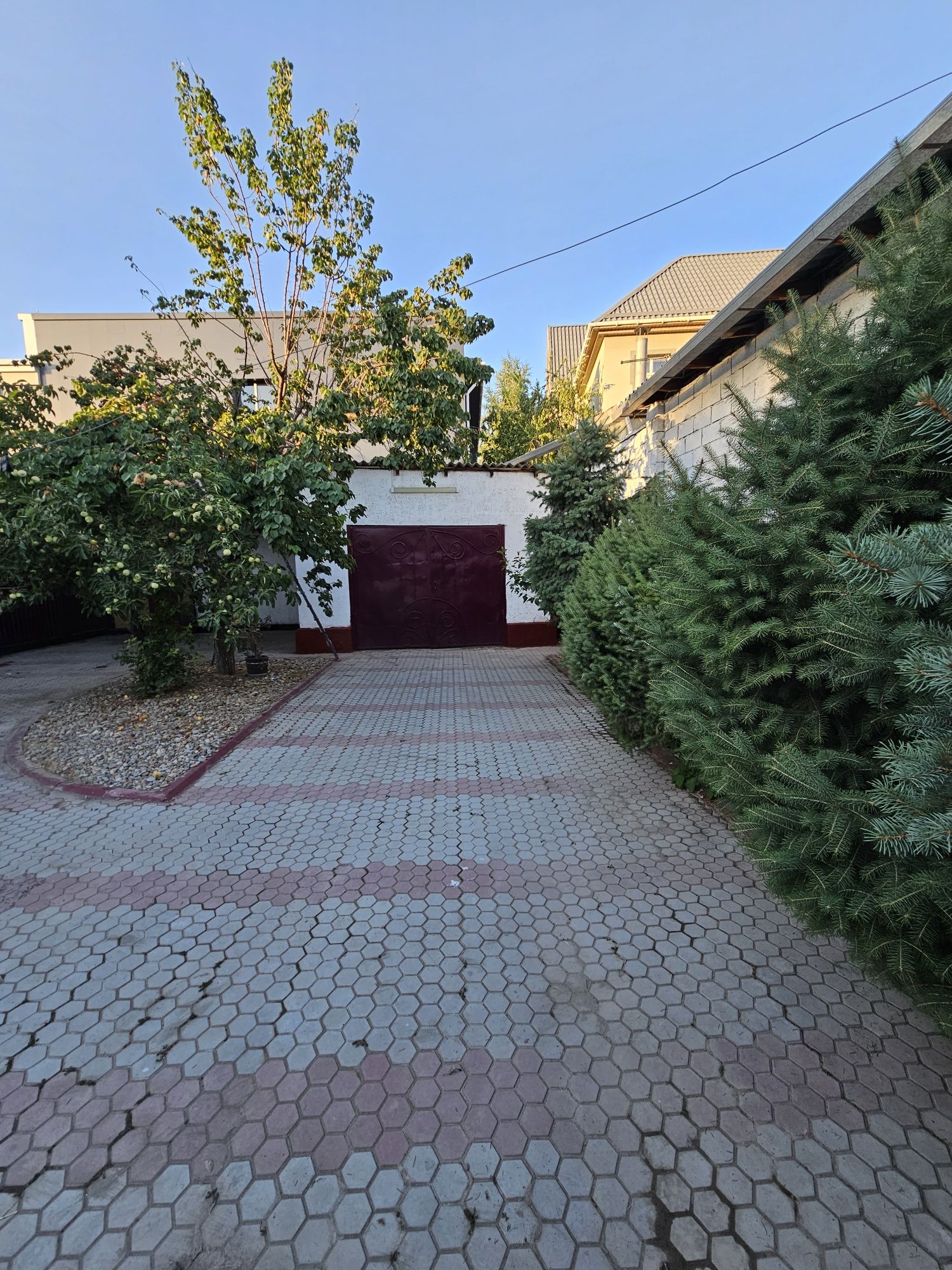 Дом в центре в тихом районе