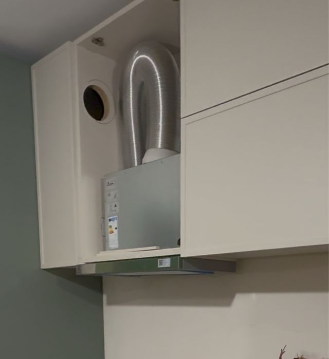 Hotă telescopică Electrolux