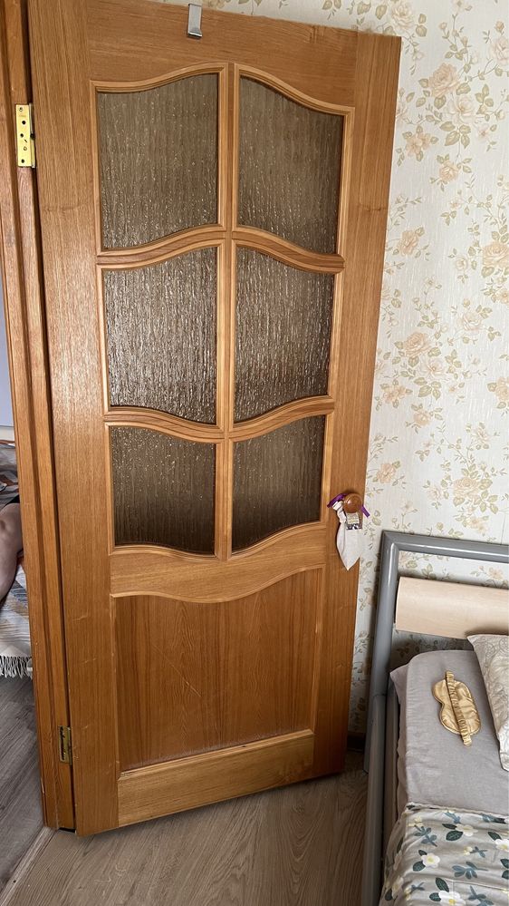 Продам дверь в хорошем состоянии