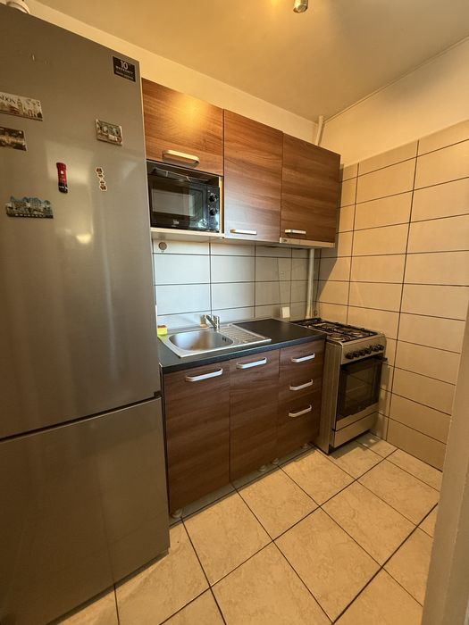 Garsonieră 32mp Titan• 1 min de metrou Costin Georgian