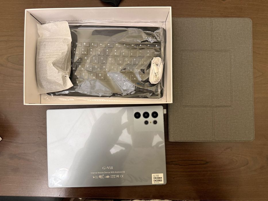 Планшет GViLL G2000
