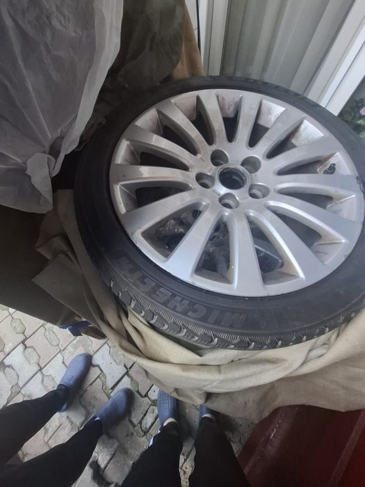 Vând jante Opel Insignia A Facelift R18 Anvelope Iarna Michelin