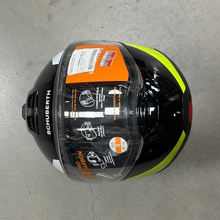 РАЗПРОДАЖБА Мото каска SCHUBERTH C4 PRO Carbon YELLOW - Код: 38031