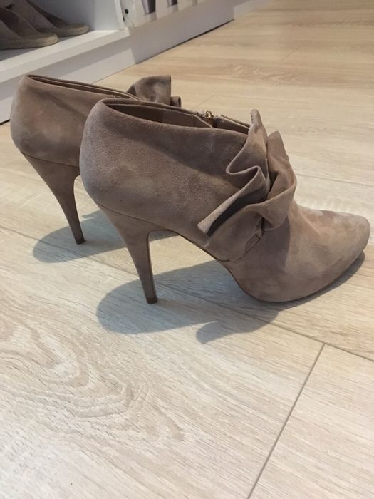 Botine Zara, piele întoarsă