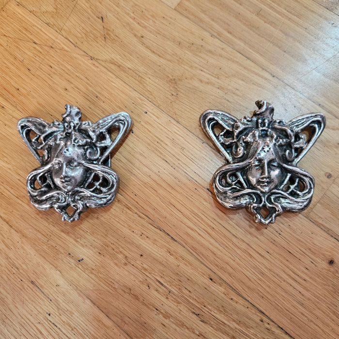 Acesoriu vintage curea