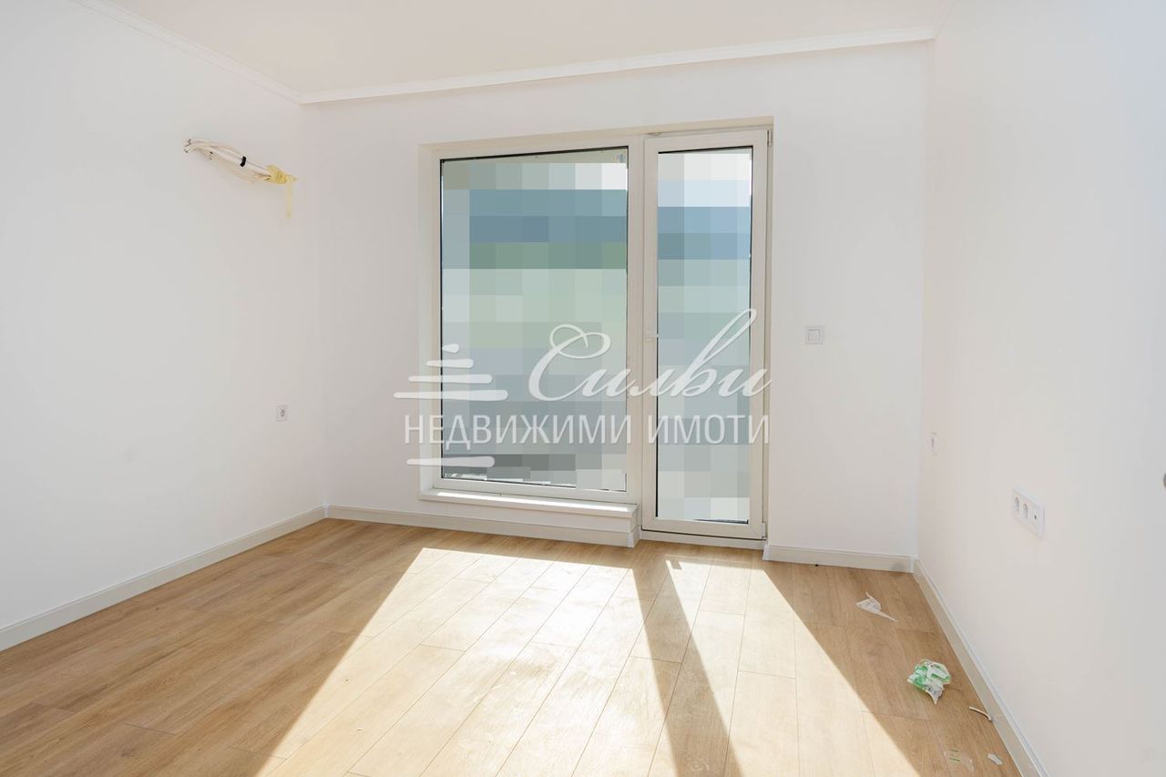 Продава се Двустаен апартамент в Шумен, Боян Българанов 1 - 68 кв.м за 1456 €/кв.м - Снимка #3