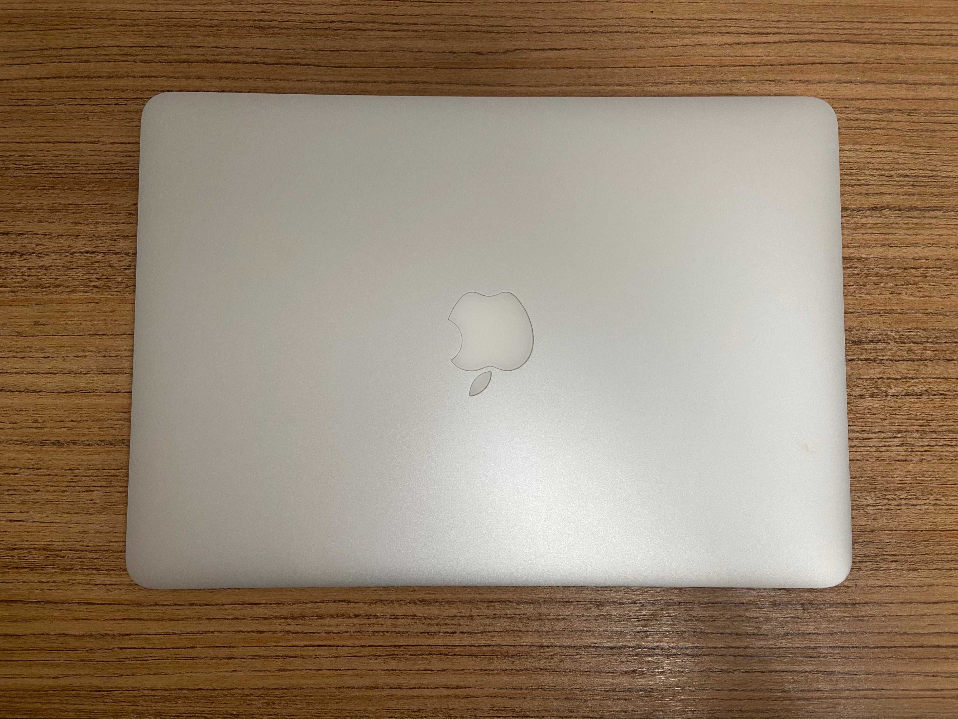 Laptop Macbook PRO Retina 13' Mid 2014 i5 8GB