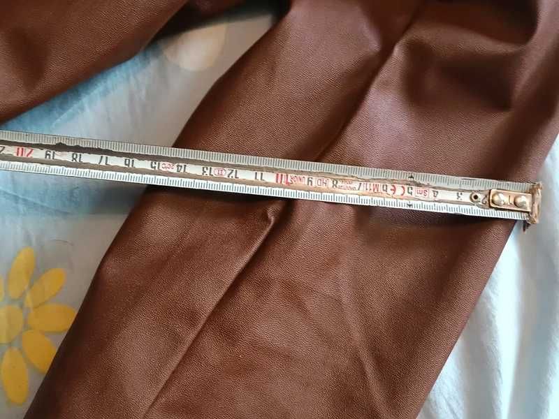 Geaca piele intoarsa