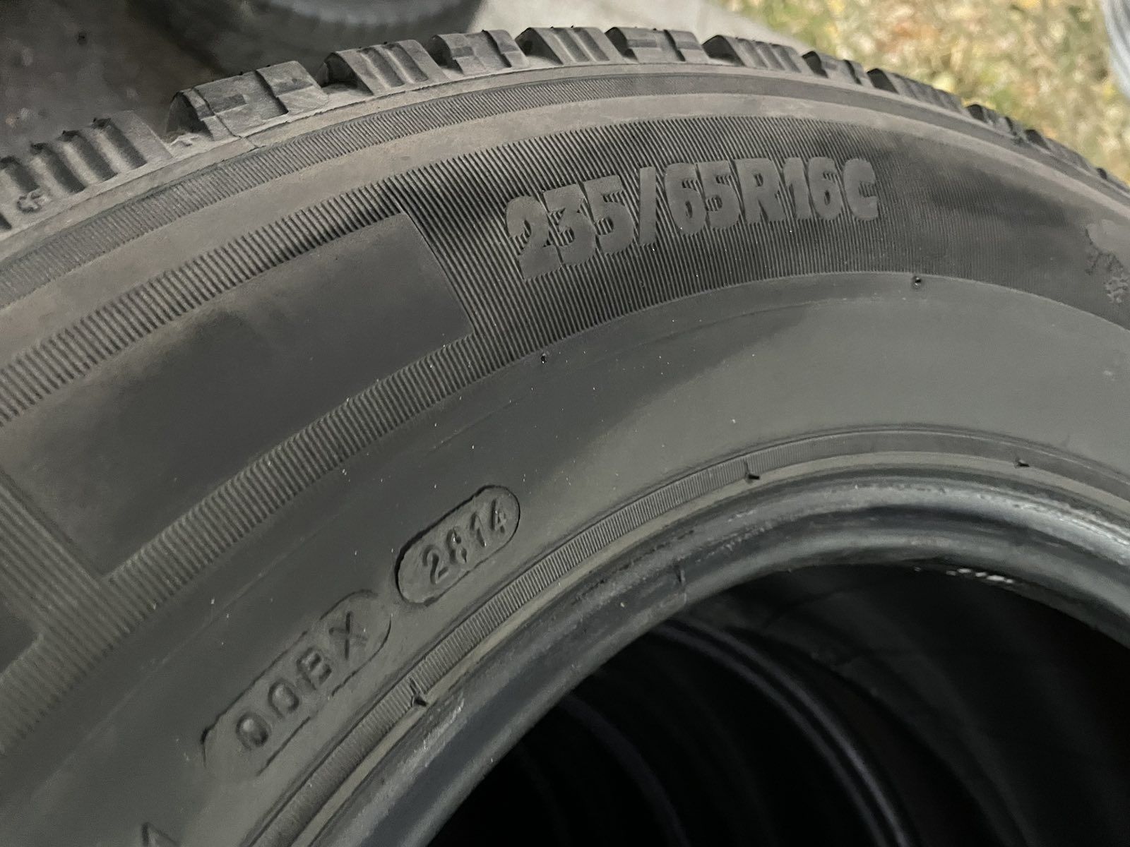 4бр. 235/65/16 C Michelin Agilis Alpin - Бусови гуми