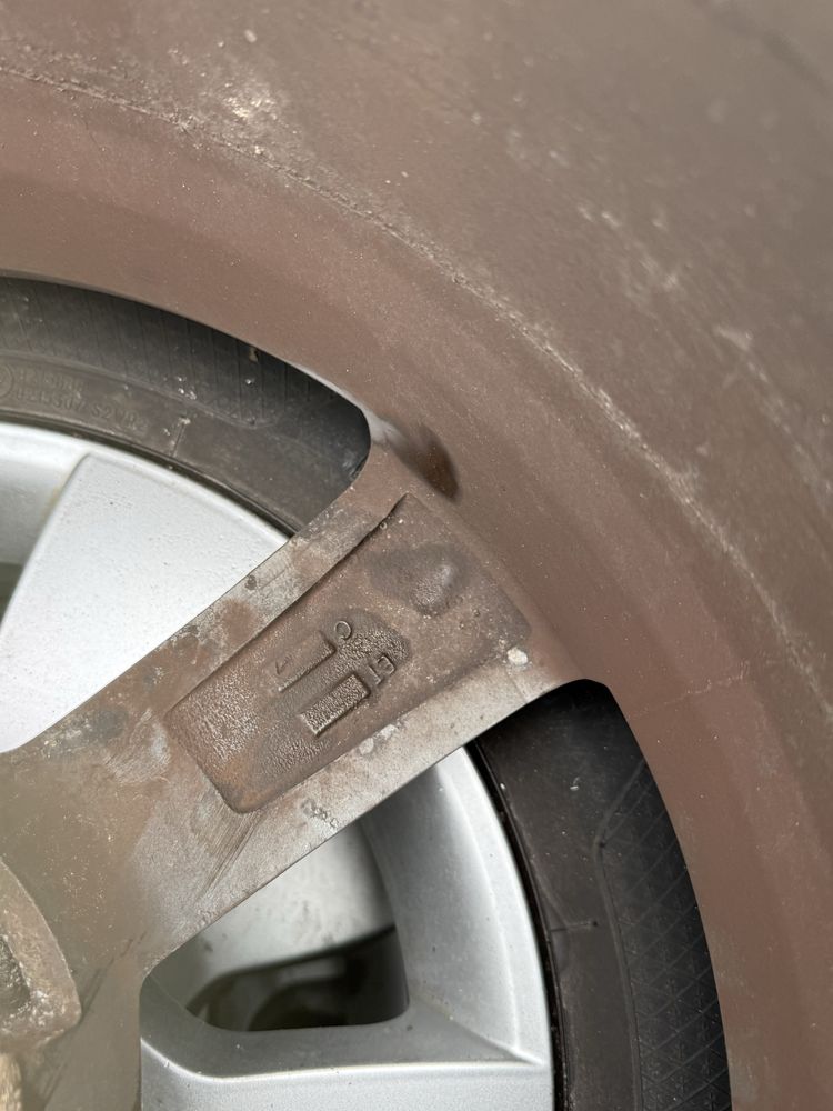1бр Джанта 19'' с драскотини пукнато Rotor Audi 5х112 8,5j et35 брой