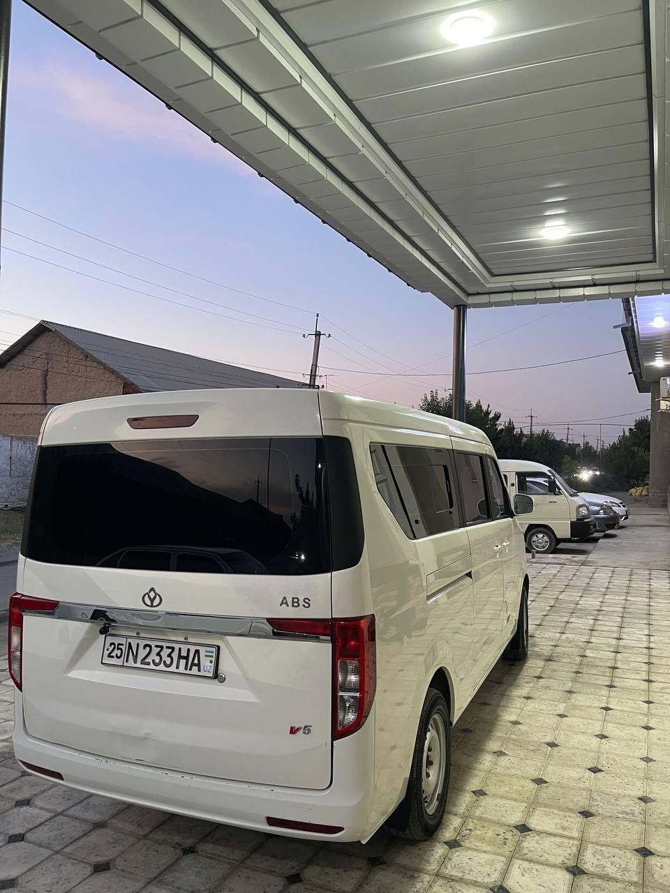 Xitoy Changan V5