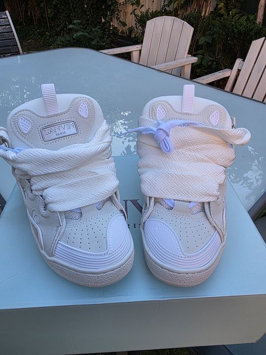 Vând pantofi Lanvin curb White 42