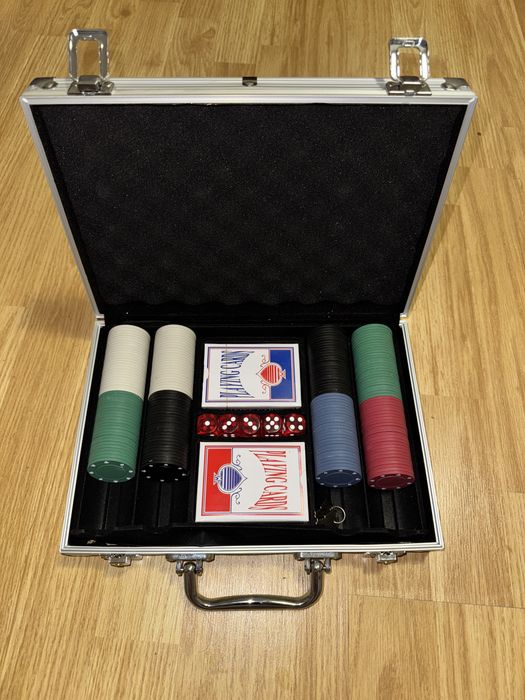 Set poker premium