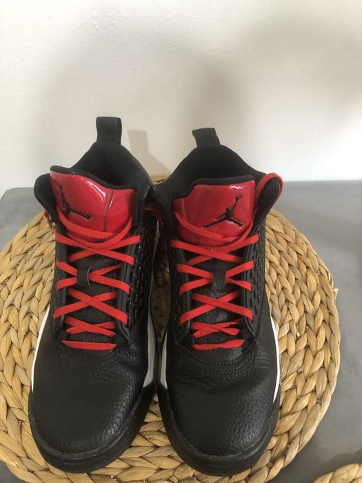 adidasi nike jordan maxin 200