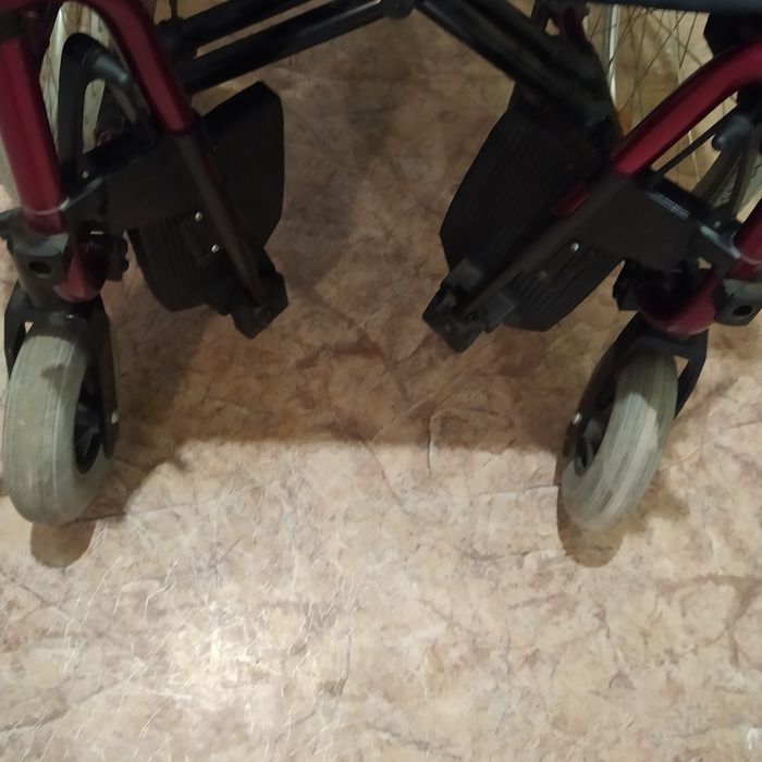 Продаю инвалидную коляску трансформер