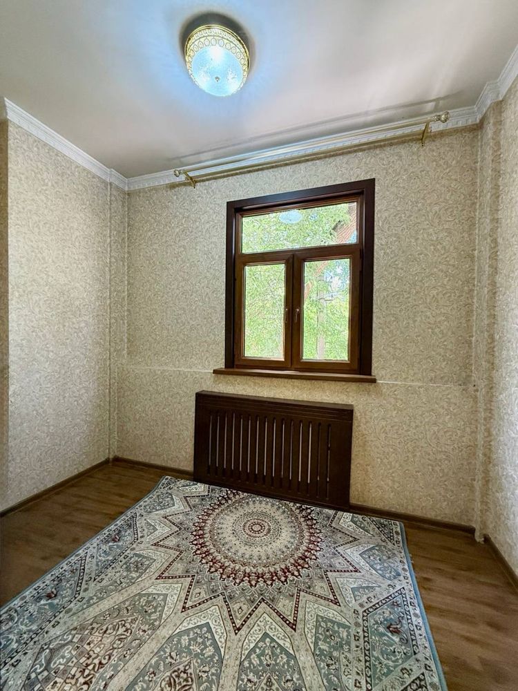 ПРОДАЕТСЯ квартира 2/2/4, 63м2, в Яккасарайском районе, ор-р Пед. инс.