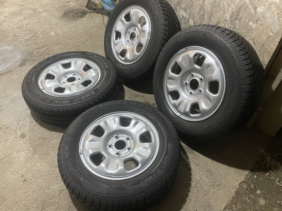 Jante cu cauciucuri  215/65/16 iarna dot 2022 Duster