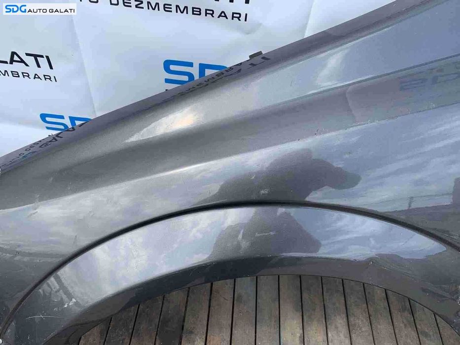 Aripa Stanga Fata Opel Astra H 2004 - 2010 cu Mici Defecte / Imperfectiuni