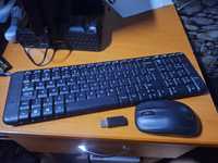Vând tastatură şi mouse wireless Logitech + mouse gaming iluminat
